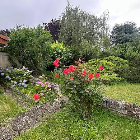 Villa Deux à Confort, Calme Et Accès Rapide à Paris