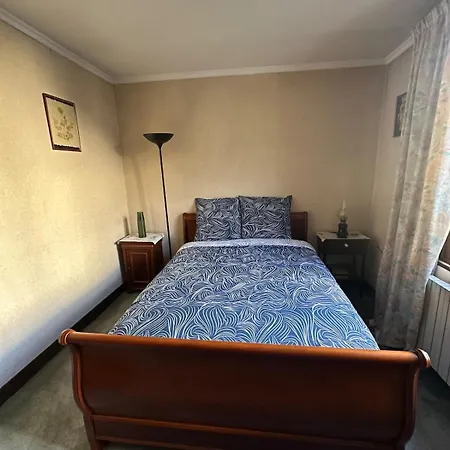 Deux à Confort, Calme Et Accès Rapide à Paris Villa