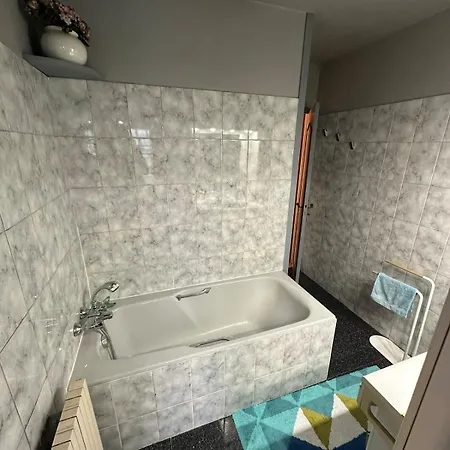 Villa Deux à Confort, Calme Et Accès Rapide à Paris Antony