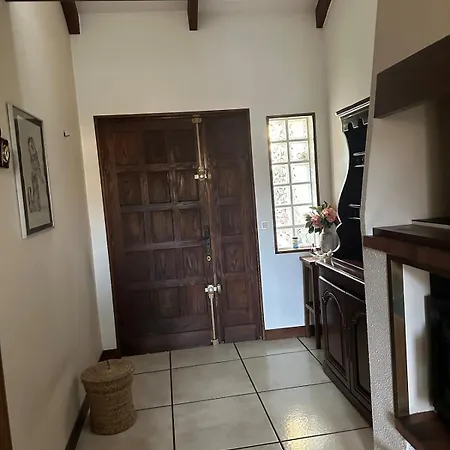 Deux à Confort, Calme Et Accès Rapide à Paris Villa Antony